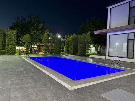 5 otaqlı həyət evi/bağ evi - Şüvəlan q. - 420 m²