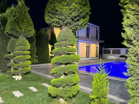 5 otaqlı həyət evi/bağ evi - Şüvəlan q. - 420 m²
