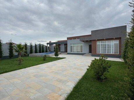 5 otaqlı həyət evi/bağ evi - Mərdəkan q. - 260 m²