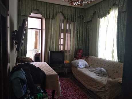 5 otaqlı köhnə tikili - İçəri Şəhər m. - 120 m²