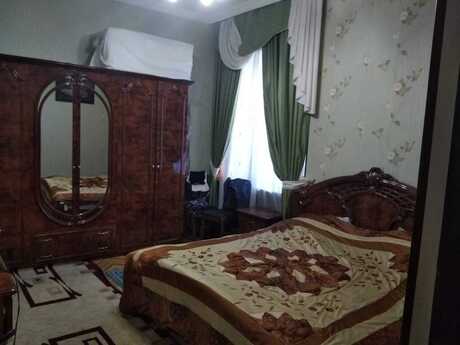 5 otaqlı köhnə tikili - İçəri Şəhər m. - 120 m²