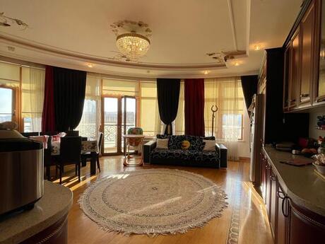 3 otaqlı mənzil, 196 m², 28 May: 850 000 ₼ 2