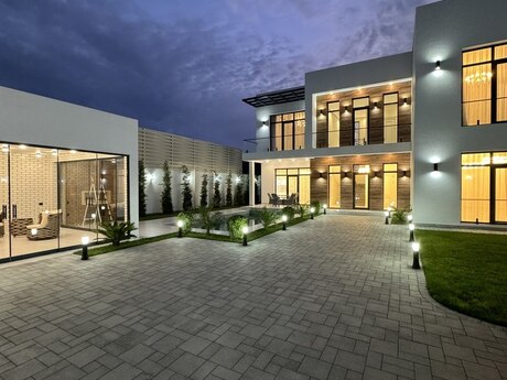 4 otaqlı həyət evi/bağ evi - Mərdəkan q. - 300 m²