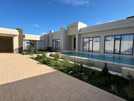 5 otaqlı həyət evi/bağ evi - Mərdəkan q. - 250 m²