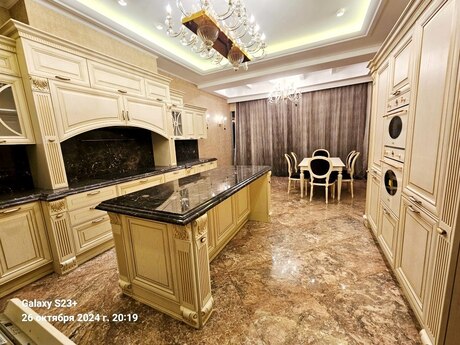 5 otaqlı yeni tikili - Nizami m. - 286 m²