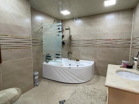 3 otaqlı yeni tikili - Ağ şəhər q. - 120 m²