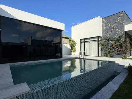 4 otaqlı həyət evi/bağ evi - Mərdəkan q. - 220 m²