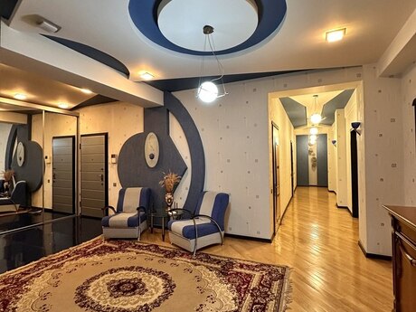 5 otaqlı mənzil, 285 m², 28 May: 645 000 ₼ 4