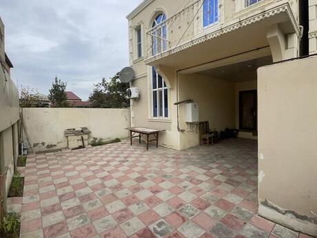4 otaqlı həyət evi/bağ evi - Xırdalan - 111 m²