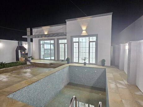 3 otaqlı həyət evi/bağ evi - Şüvəlan q. - 110 m²