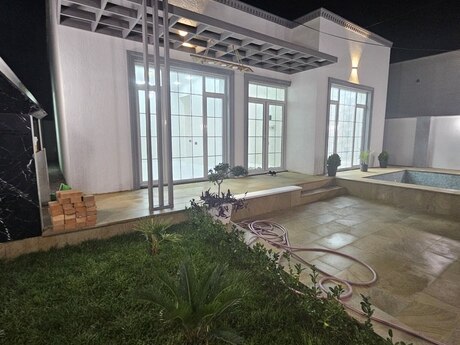 3 otaqlı həyət evi/bağ evi - Şüvəlan q. - 110 m²