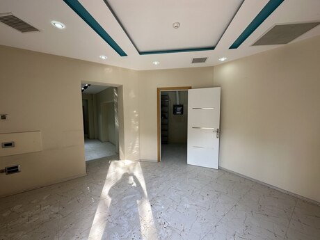 Объект - м. Ичеришехер - 120 м²