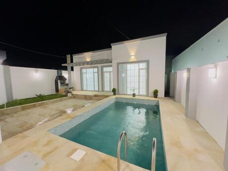 3 otaqlı həyət evi/bağ evi - Şüvəlan q. - 110 m²