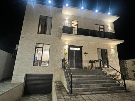 6 otaqlı həyət evi/bağ evi - Səbail r. - 500 m²