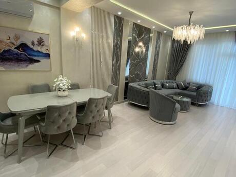 Объявление №4744950 - Баку, м. 8 ноября, 2-комн., 110 м², 17/27 этаж