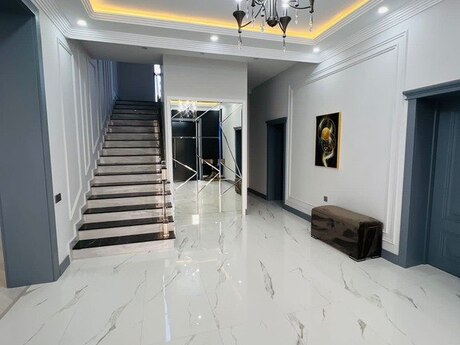 5 otaqlı həyət evi/bağ evi - Mərdəkan q. - 310 m²