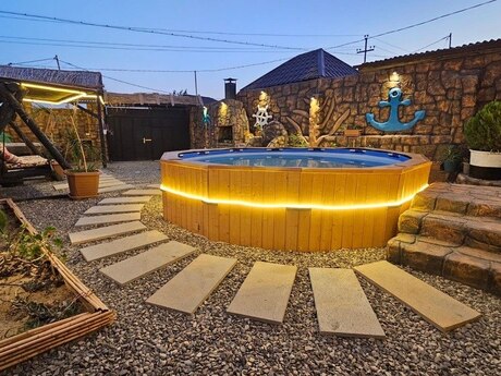 House with Garden, Villa For Rent