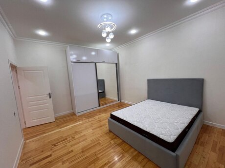 Buzovnada 4 otaqlı həyət evi kirayə verilir, 260 m², 1 500 AZN/ay, şəkil 5 / 12