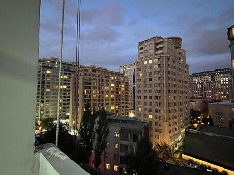 1 otaqlı ofis - 28 May m. - 27 m²