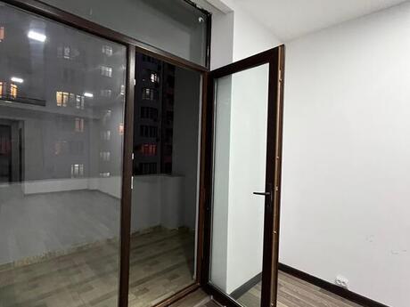 1 otaqlı ofis - 28 May m. - 27 m²