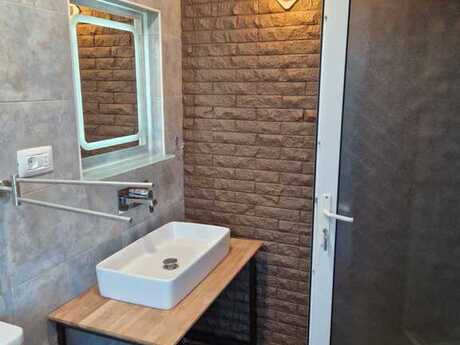 6 otaqlı həyət evi/bağ evi - Mərdəkan q. - 400 m²