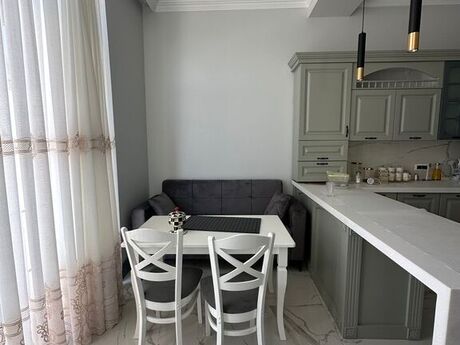 6-комн. дом/дача - пос. Шувеляны - 400 м²
