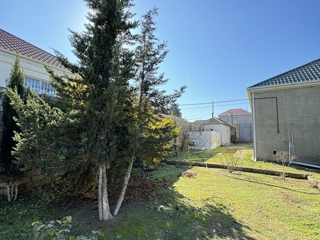 5 otaqlı həyət evi/bağ evi - Mərdəkan q. - 160 m²