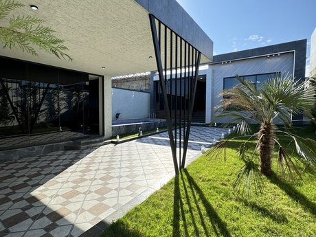 5 otaqlı həyət evi/bağ evi - Mərdəkan q. - 250 m²