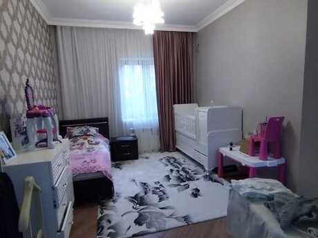 9 otaqlı həyət evi/bağ evi - Sulutəpə q. - 420 m²