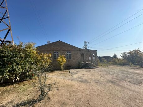 Elan №4758703 - Bakı, Albalılıq q., 5 otaqlı, 200 m²