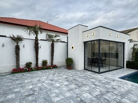 4 otaqlı həyət evi/bağ evi - Mərdəkan q. - 200 m²