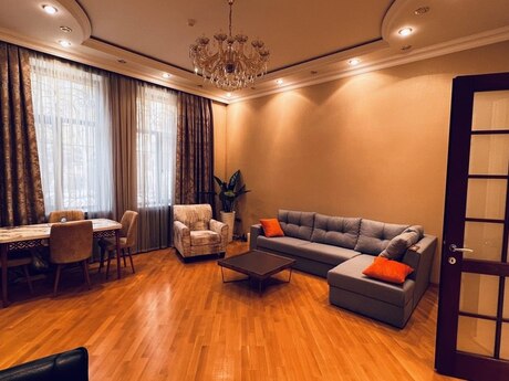 2 otaqlı yeni tikili - Səbail r. - 80 m²