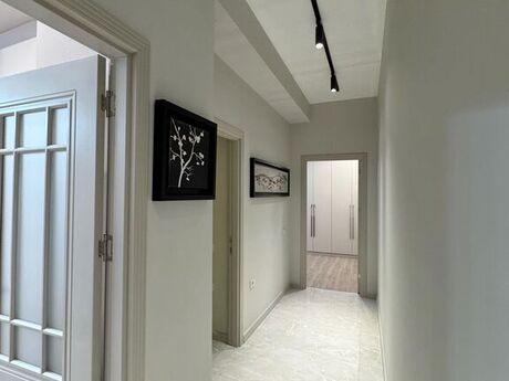 2-room new-build apartment for rent in Nərimanov, 80 m², 1 100 AZN/mo, photo 4 / 11