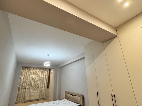2-room new-build apartment for rent in Nərimanov, 80 m², 1 100 AZN/mo, photo 3 / 11