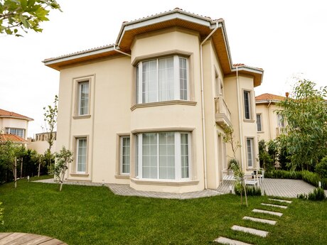 5-комн. дом/дача - пос. Нардаран - 230 м²