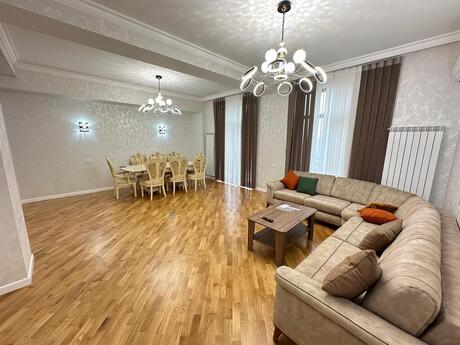 3 otaqlı yeni tikili - Ağ şəhər q. - 145 m²
