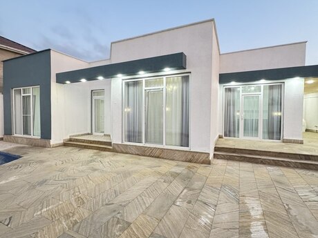 4 otaqlı həyət evi/bağ evi - Şüvəlan q. - 140 m²