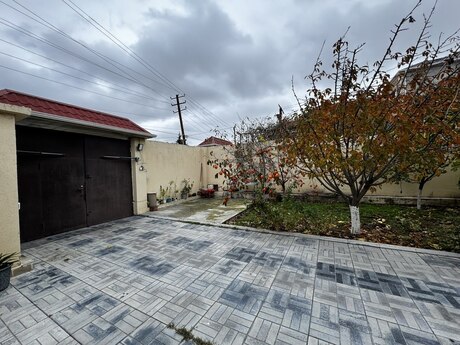 7 otaqlı həyət evi/bağ evi - Qaraçuxur q. - 200 m²
