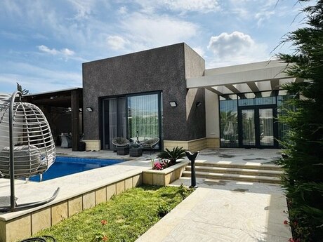 4 otaqlı həyət evi/bağ evi - Şüvəlan q. - 170 m²