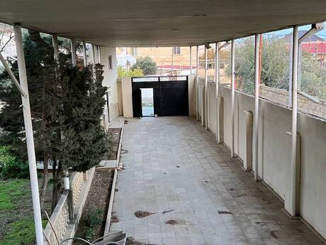 Həyət evi/Bağ evi - Mərdəkan q. - 313 m²