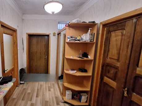 6 otaqlı həyət evi/bağ evi - Gənclik m. - 150 m²