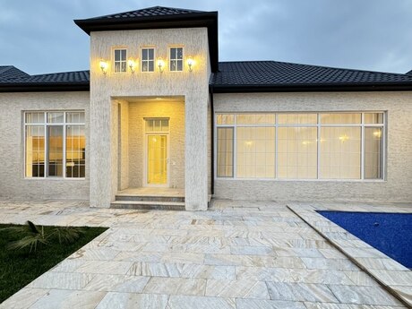4 otaqlı həyət evi/bağ evi - Şüvəlan q. - 160 m²