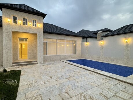 4 otaqlı həyət evi/bağ evi - Şüvəlan q. - 160 m²