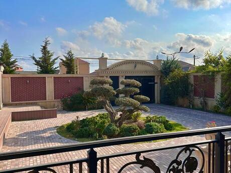 5 otaqlı həyət evi/bağ evi - Mərdəkan q. - 300 m²