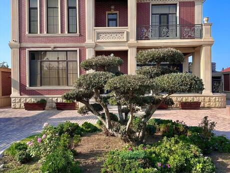 5 otaqlı həyət evi/bağ evi - Mərdəkan q. - 300 m²