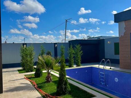 4 otaqlı həyət evi/bağ evi - Mərdəkan q. - 180 m²