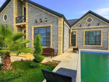 5 otaqlı həyət evi/bağ evi - Mərdəkan q. - 210 m²