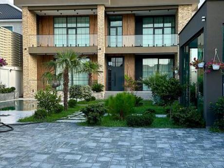 6 otaqlı həyət evi/bağ evi - Şüvəlan q. - 400 m²
