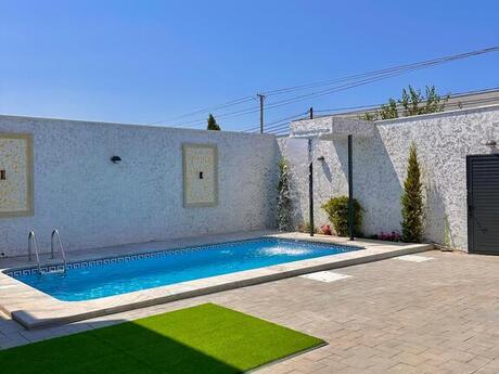 4 otaqlı həyət evi/bağ evi - Mərdəkan q. - 200 m²