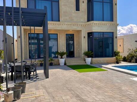 4 otaqlı həyət evi/bağ evi - Mərdəkan q. - 200 m²